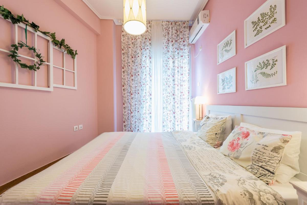 Suitetrails - Zenios Hercules - Stylish apartment near Acropolis