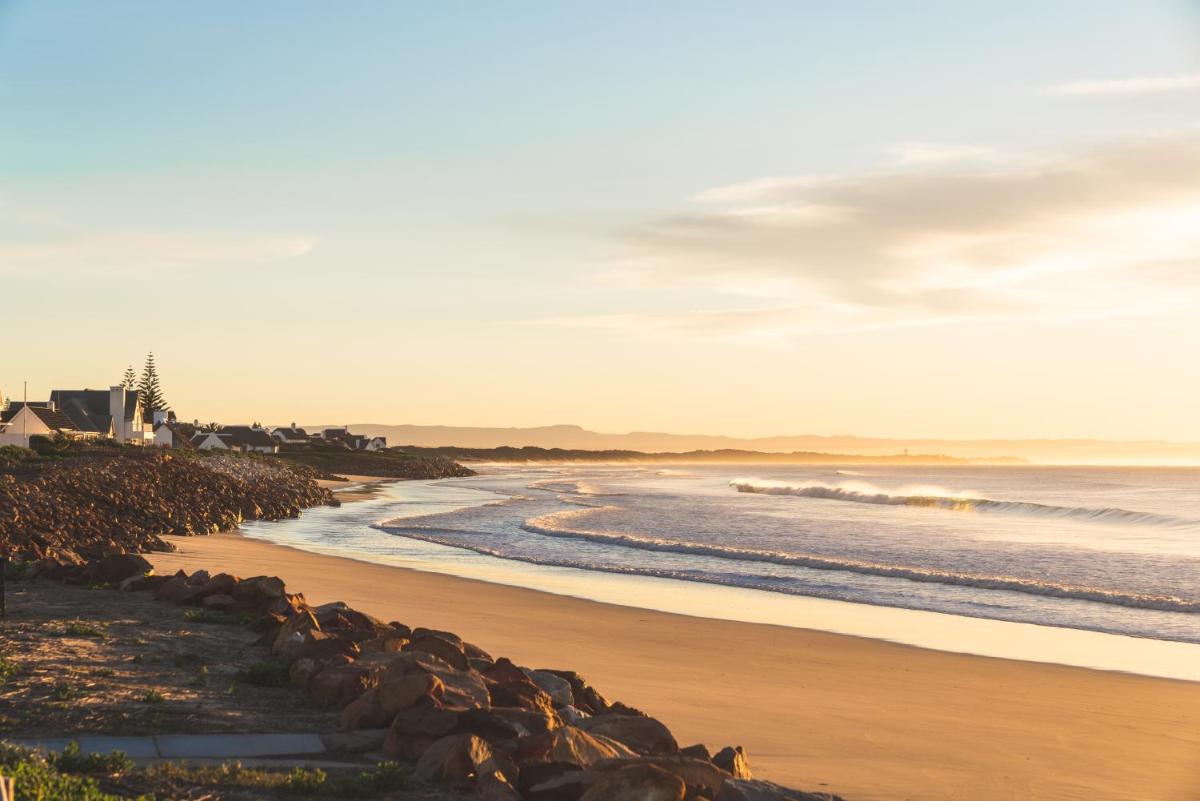 St Francis Cottage close to beach - Housity