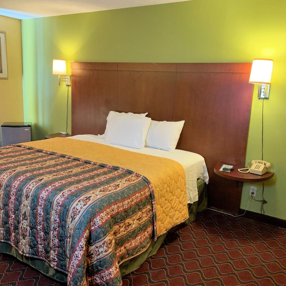 PATRIOT INN - Housity