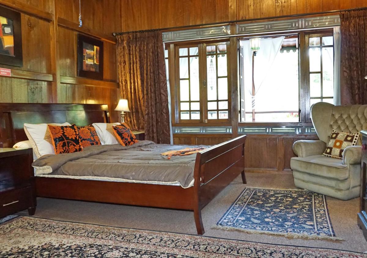 Badjoeri Ethnic Wooden Homestay - Housity