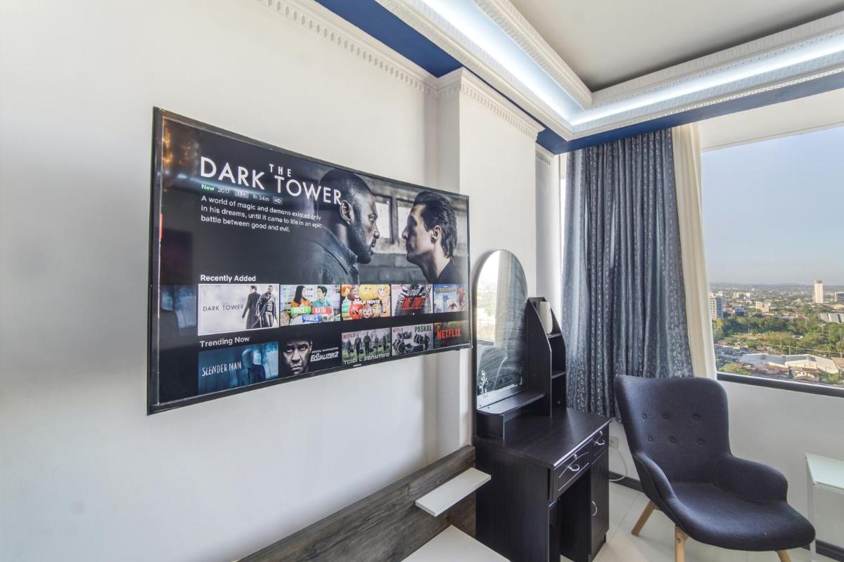 Avenir Condo for rent near IT Park Cebu with FREE Netflix, 49-inch Samsung Curve TV - Housity