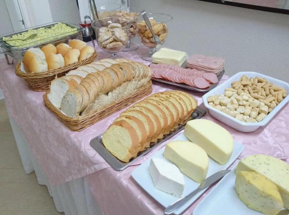 Hotel Capri - Housity