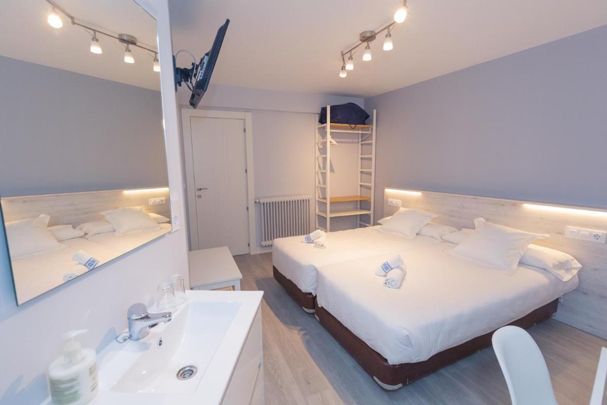 Suitetrails - Hostal Viena