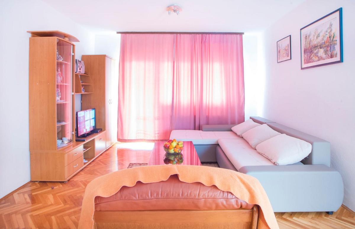 Apartment Katarina - Housity