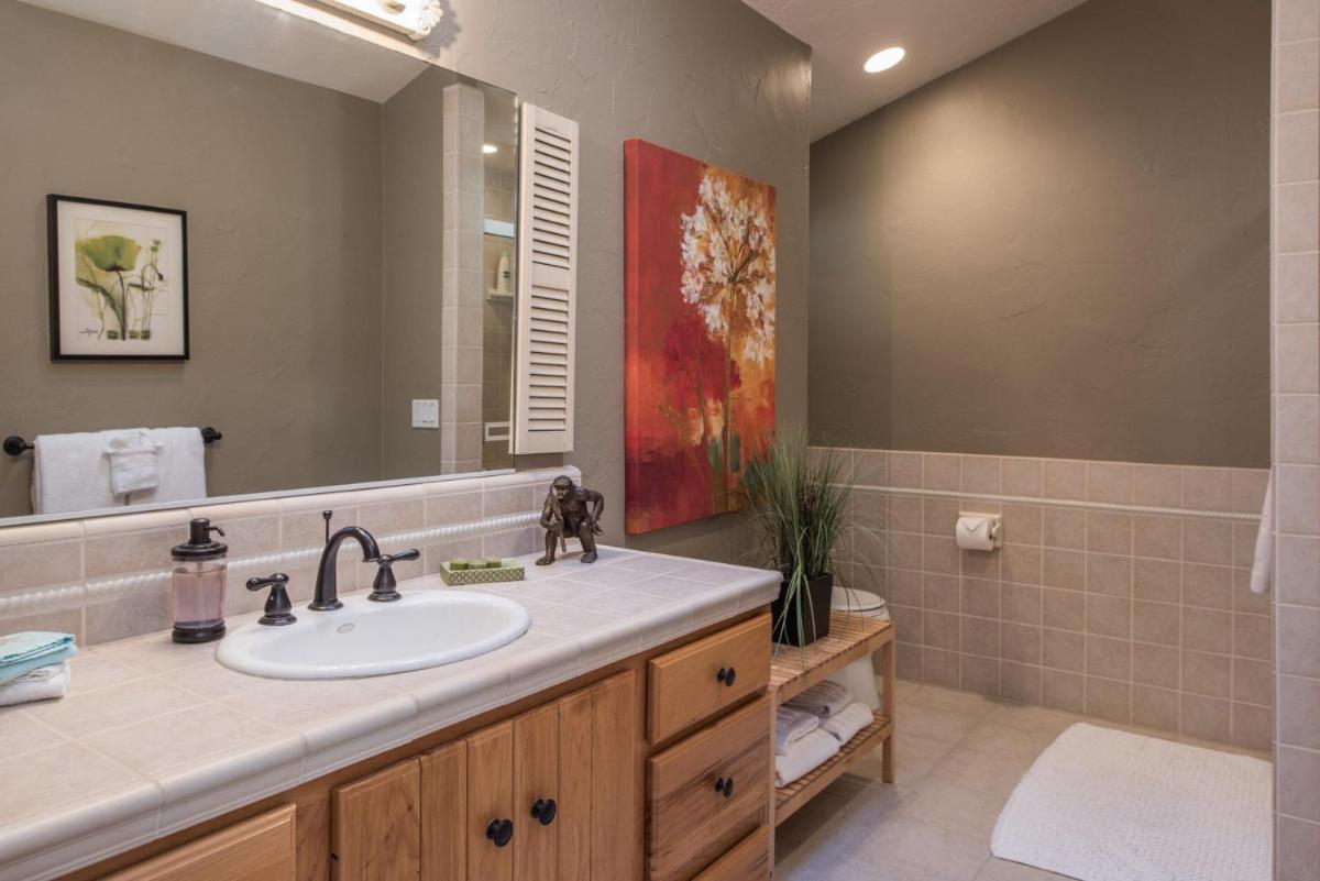 3485 Avalon by the Sea - Housity