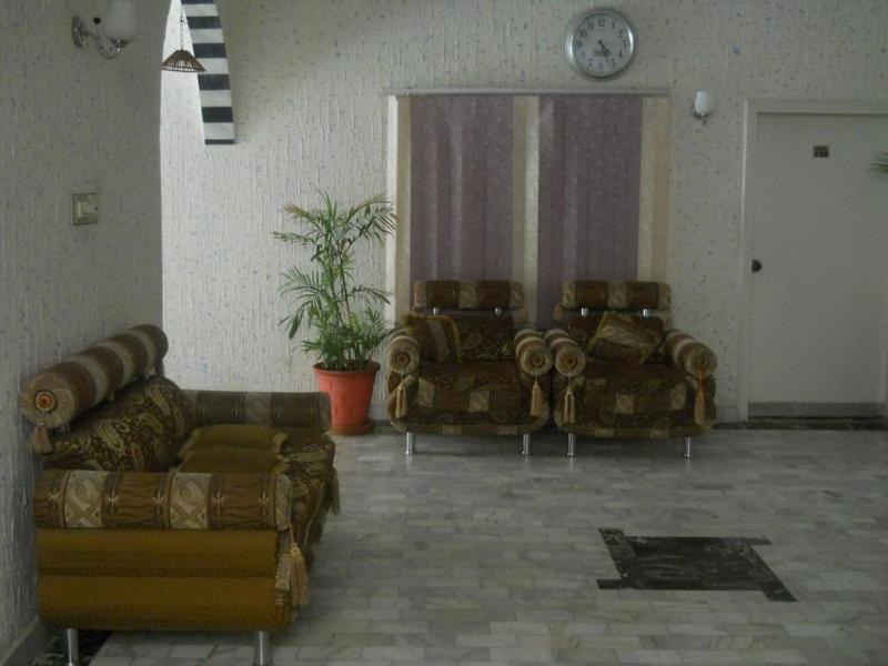VIP Palace Lodge Hotel Multan - Housity
