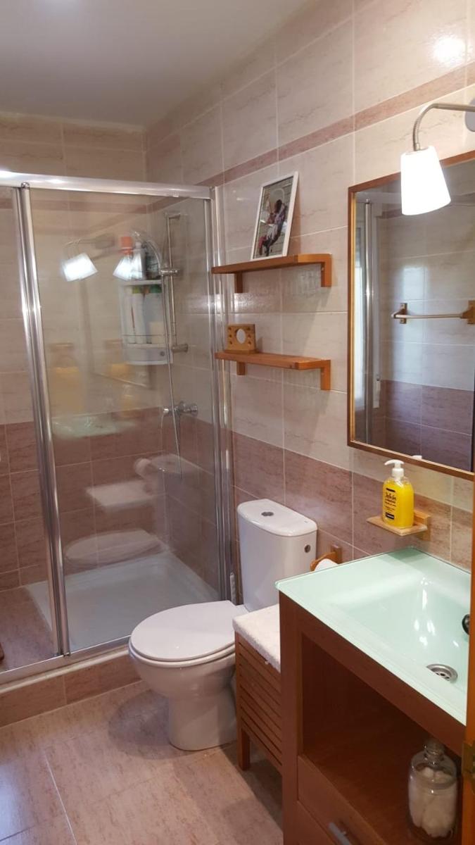 La Triqueta Casa Rural con Piscina y Barbacoa, ideal para familias y grupos - Housity
