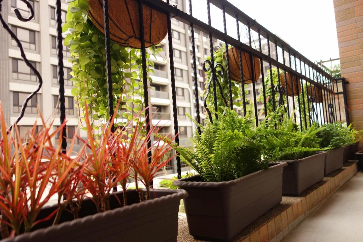 Douzi Hotel-Xpark. Gloria Outlets. Taoyuan MRT - Housity