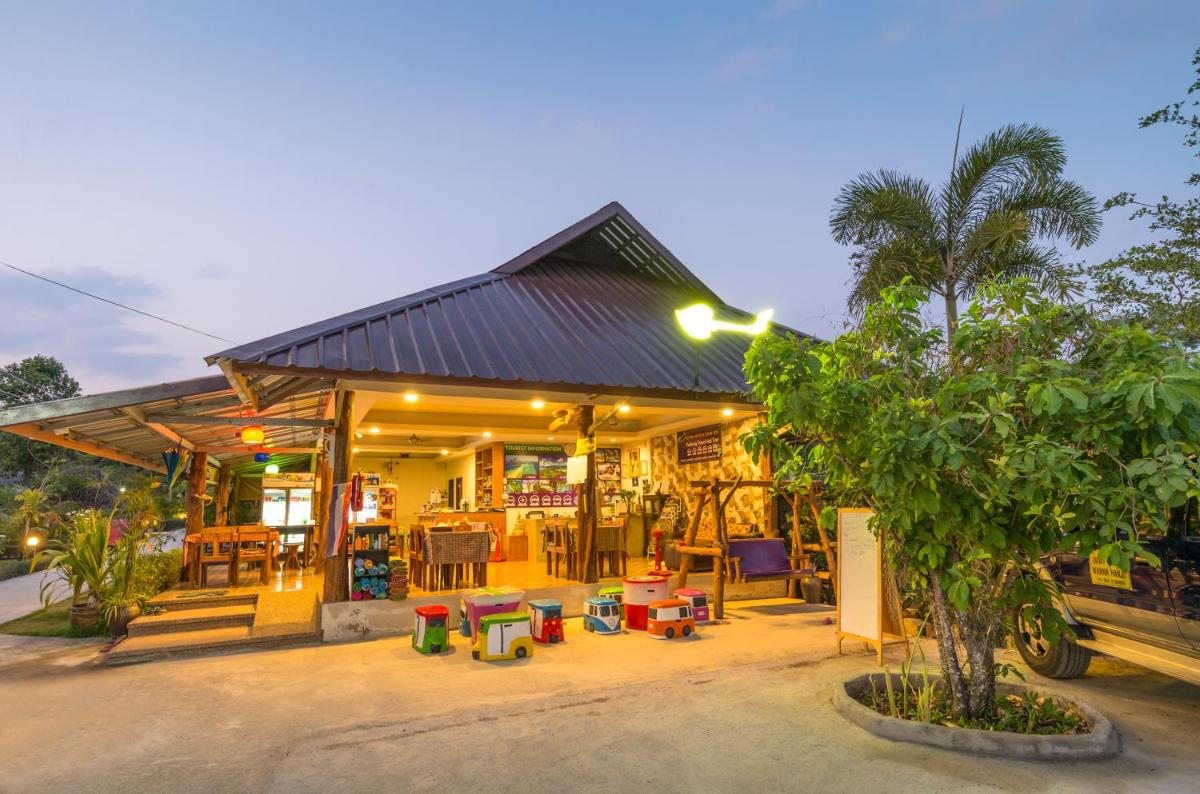 Pinthong Aonang Villa - FREE SHUTTLE SERVICE TO THE BEACH - Housity