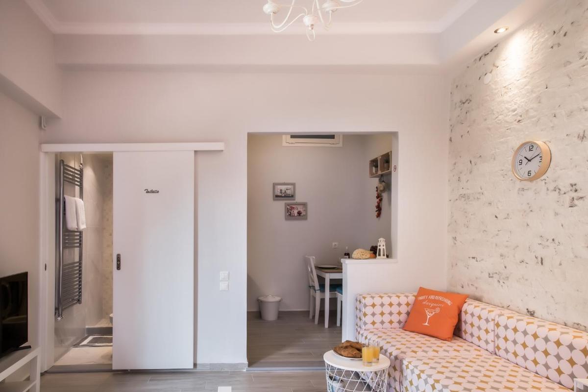 Nafsika Luxury Suite - Housity