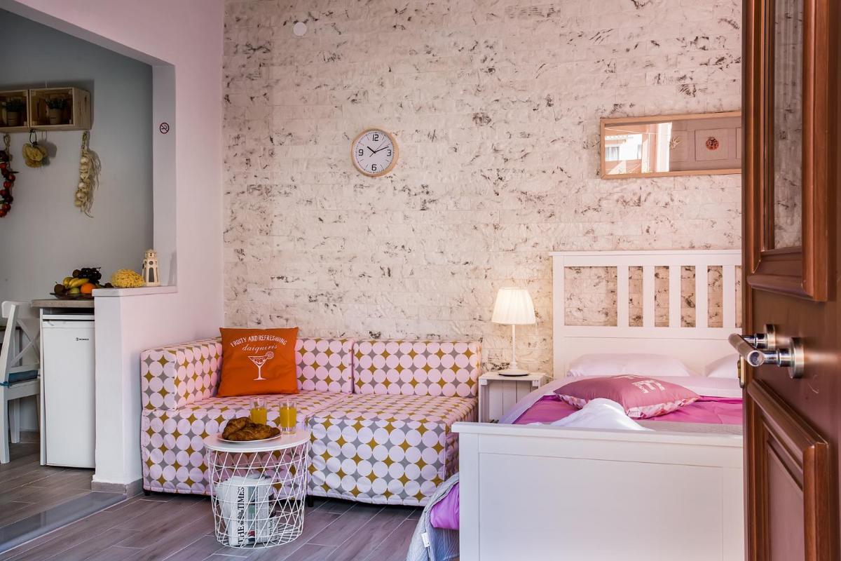 Nafsika Luxury Suite - Housity