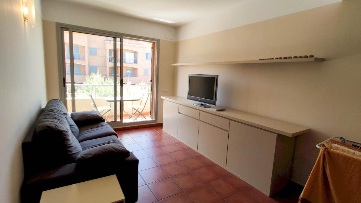Acogedor Apartamento Cerca del Mar MSJ75 - Housity