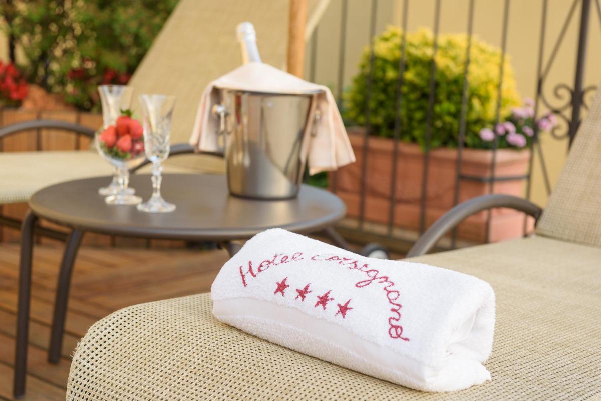 Hotel Corsignano - Housity