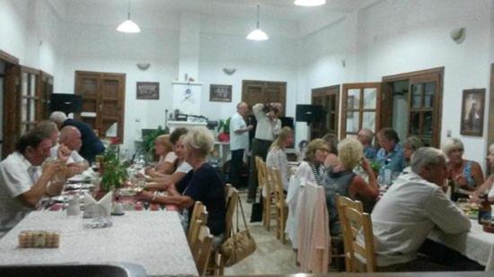 Glaro Garden Hotel - Housity