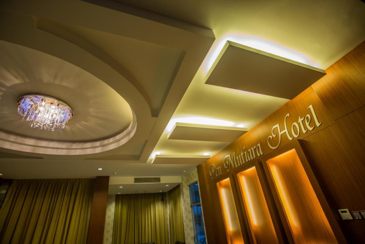 Hotel Pen Mutiara - Housity