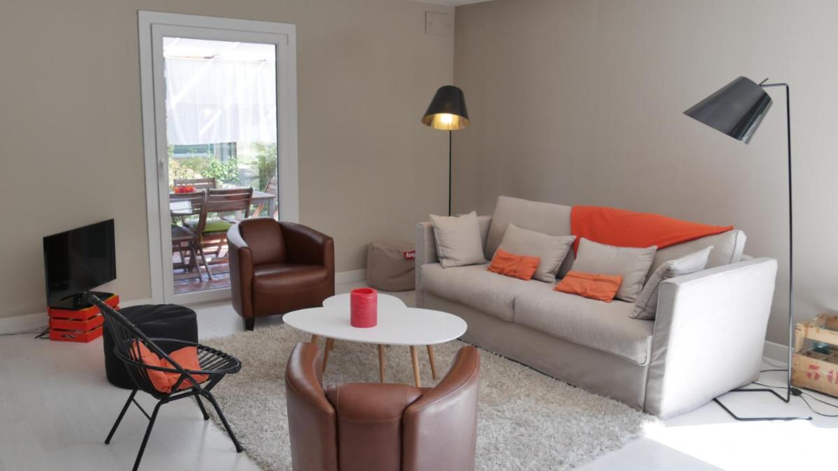 Angel Services - La Planche - Housity