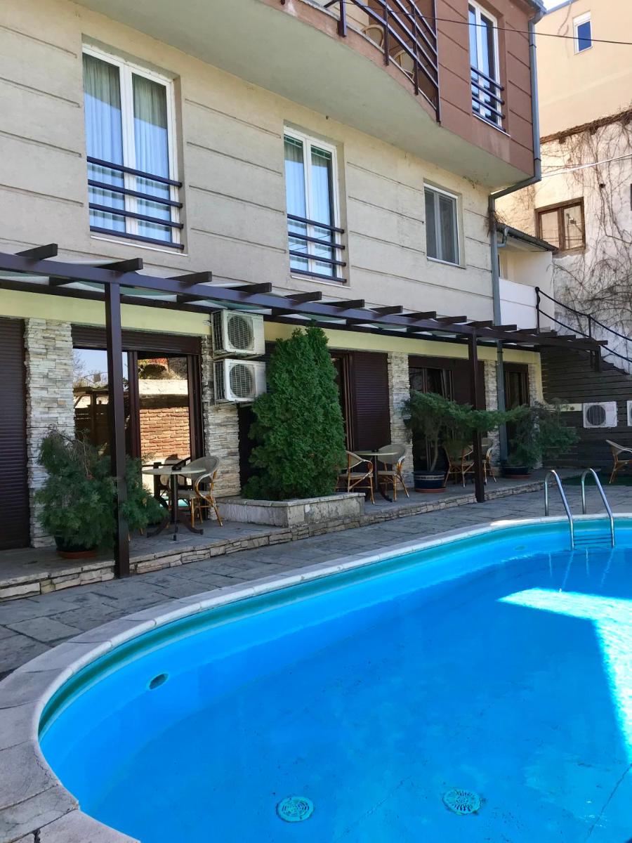Vila Senjak - Housity