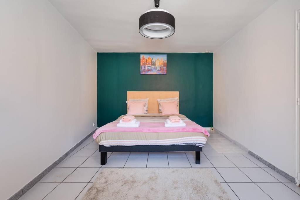 3 lits indépendants - 5 min RER D - Proche Paris & Orly - Housity