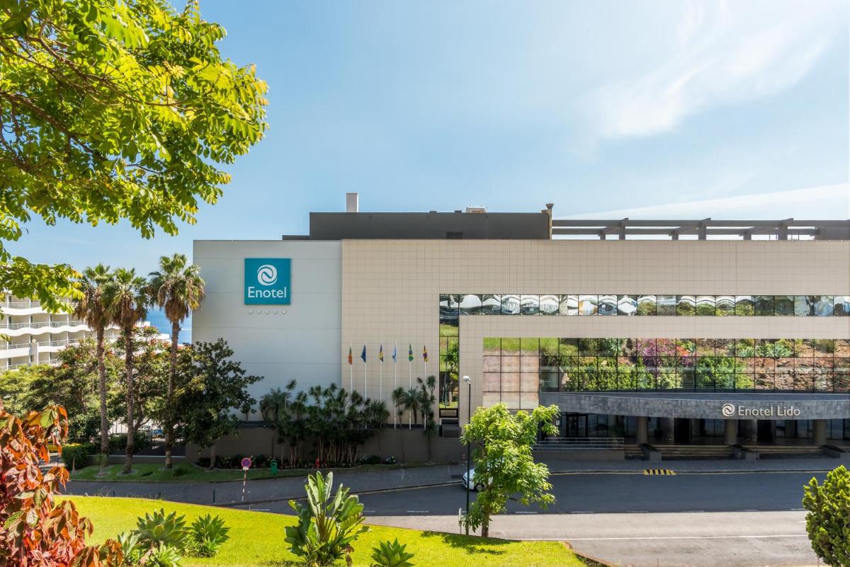 O edifício onde o hotel está situado