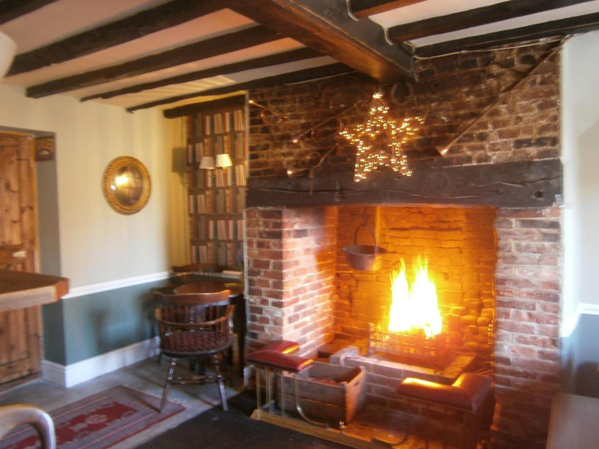 The Barleycorn Inn - Housity