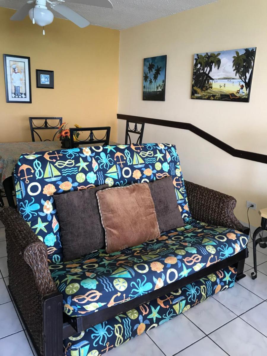 Ocean Front Apartment - Housity