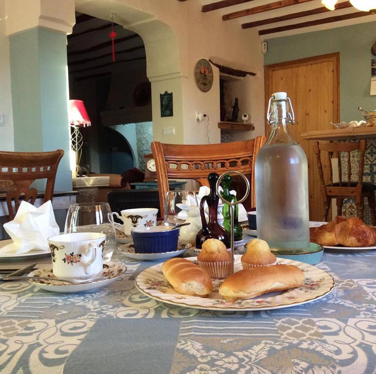 Los Cuatro Vientos B&B - Housity