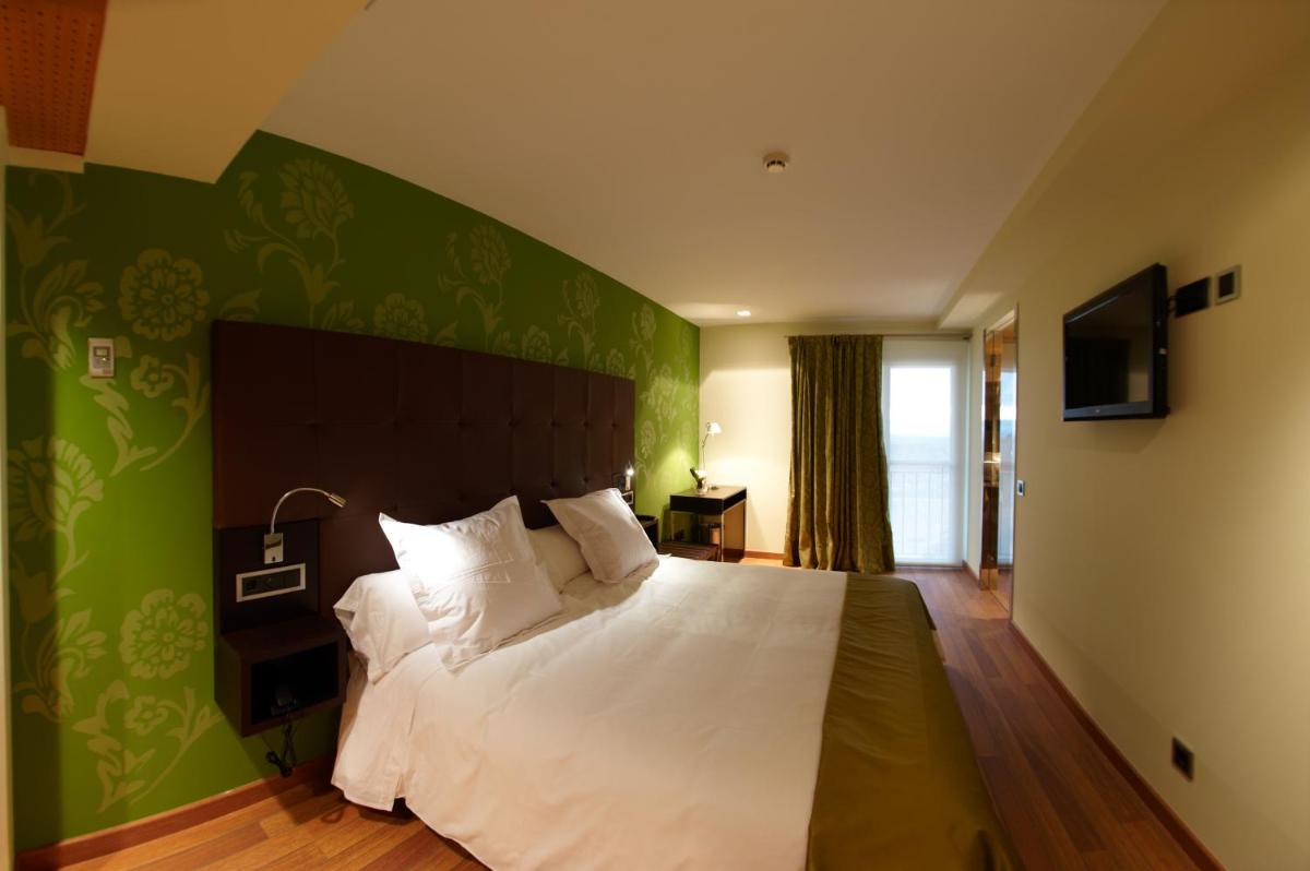 Hotel Eguren Ugarte - Housity