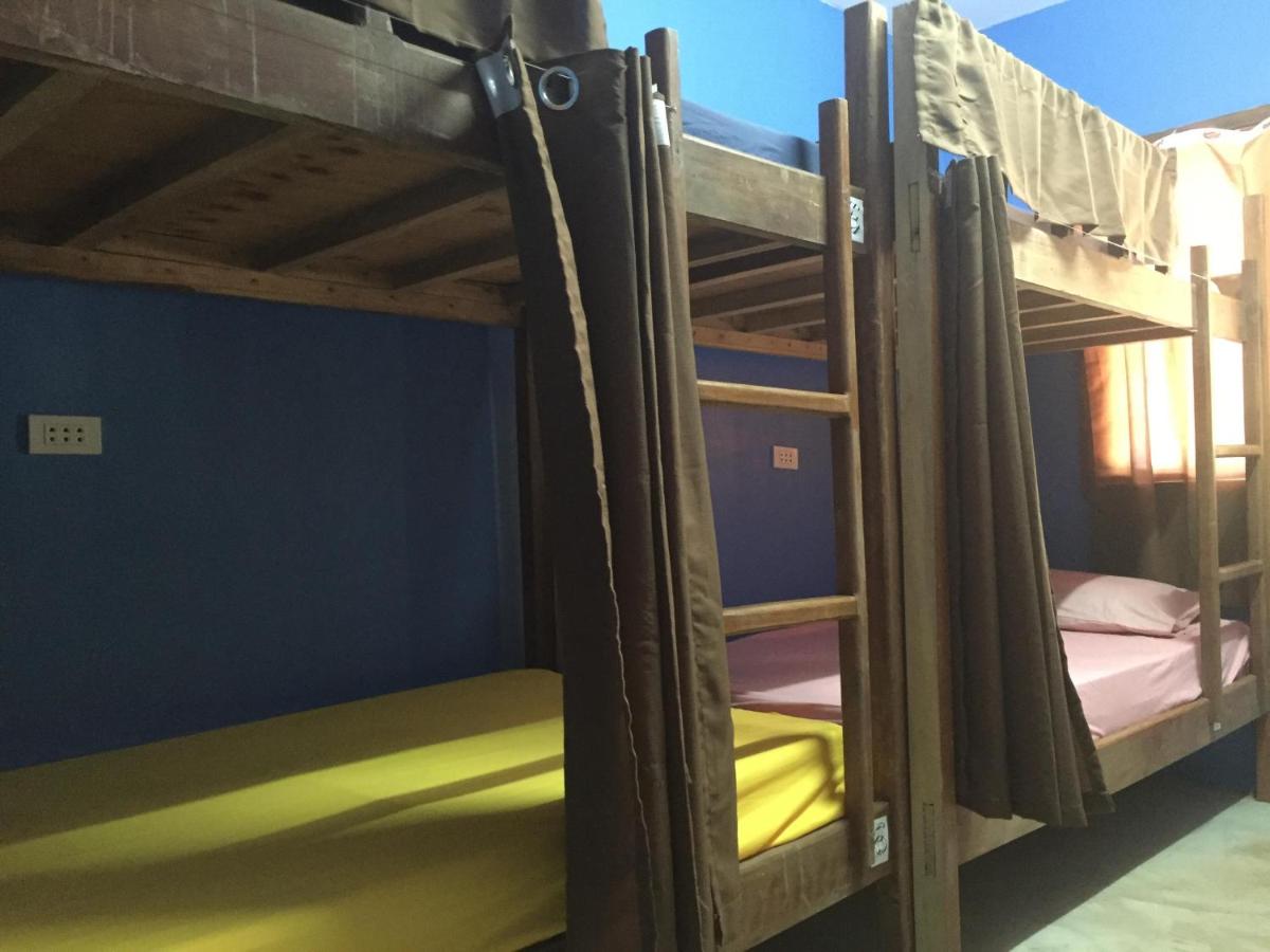 Bohemian Bohol Hostel - Housity