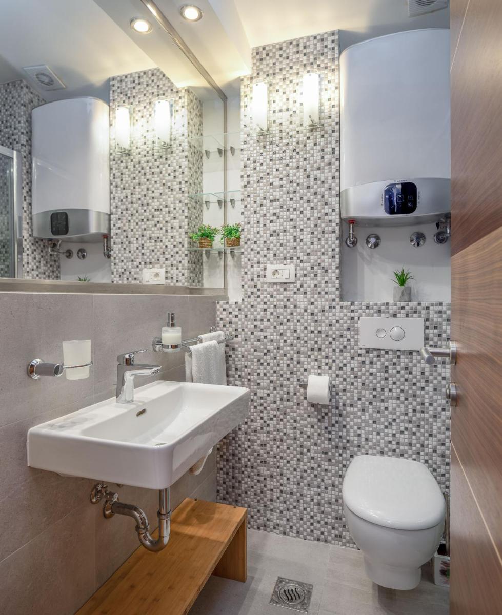 Villa Rozana - Beachfront Wellness Retreat - Housity