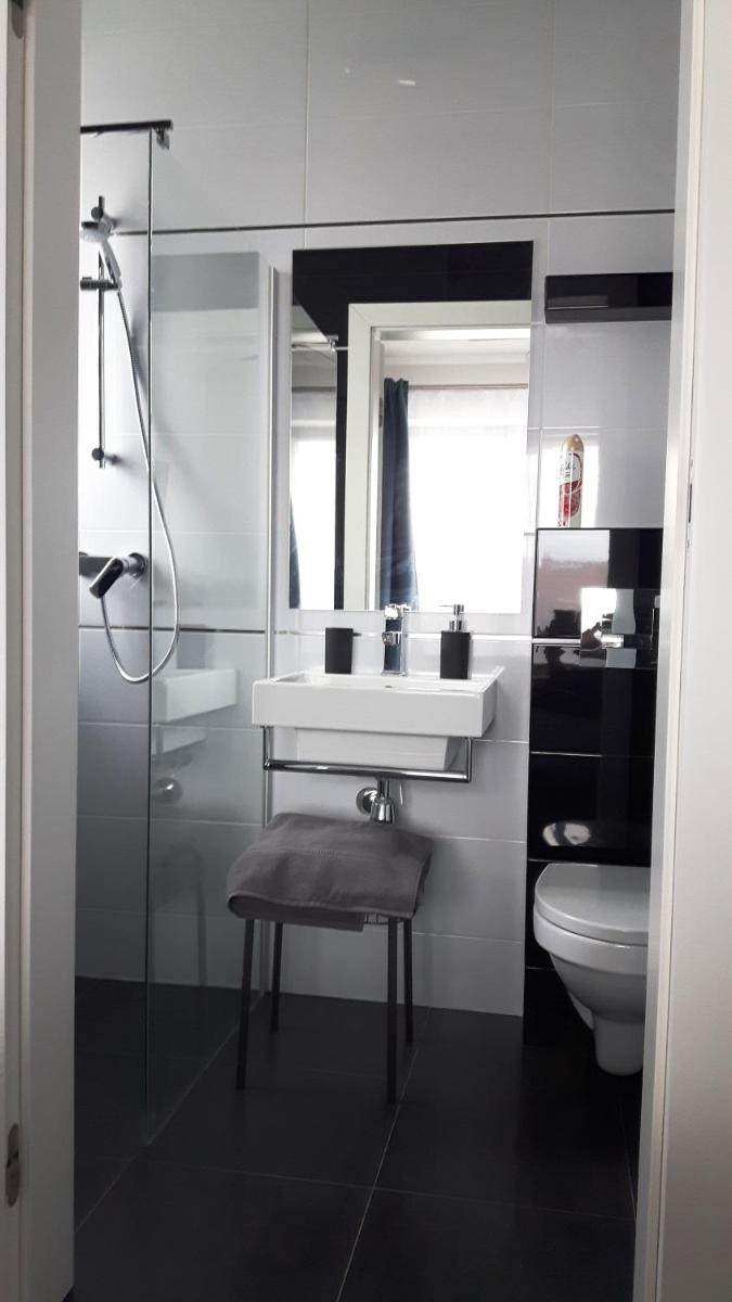 KOMFORT PLUS - Housity