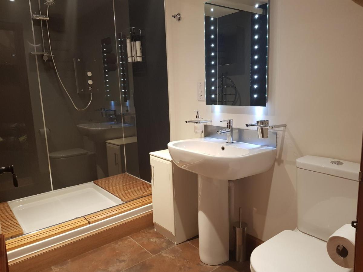 The Smiddy Suite - Housity