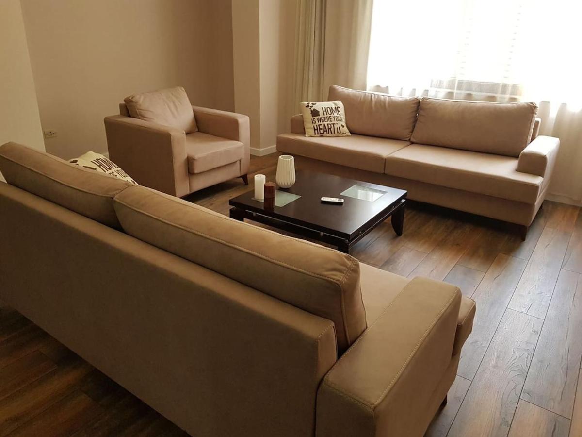 Central Apartment in Tirana - Housity