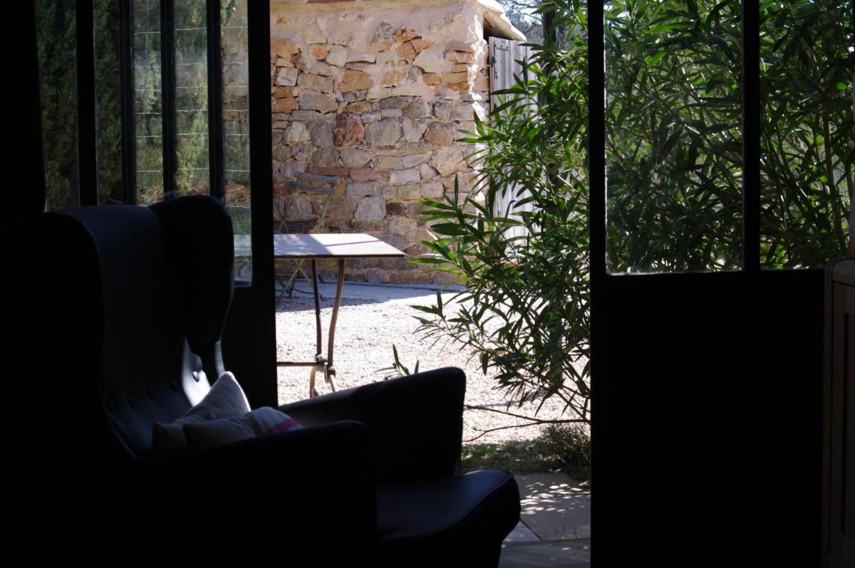 Studio dans campagne aixoise - Housity
