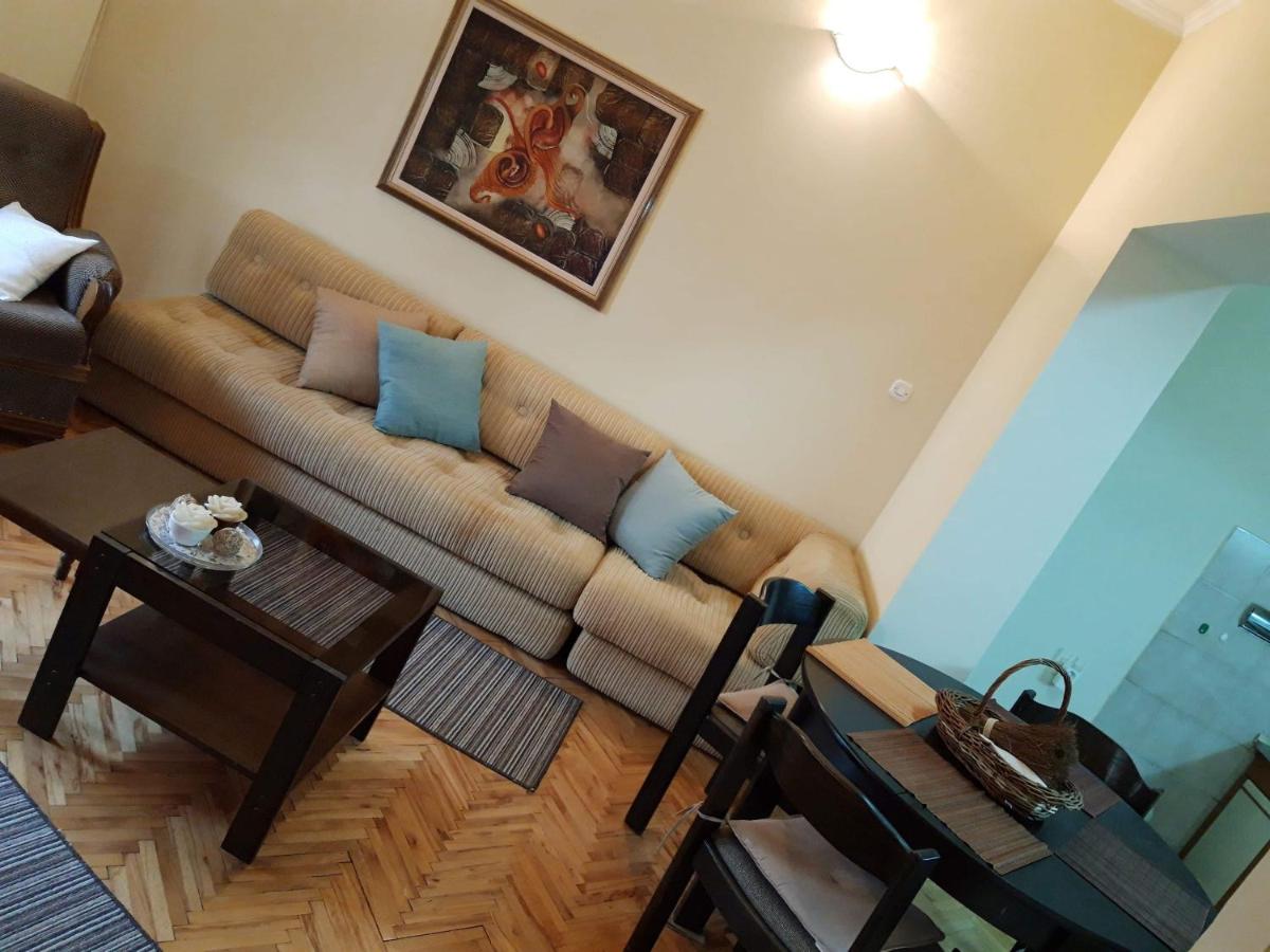 House Aleks - Housity