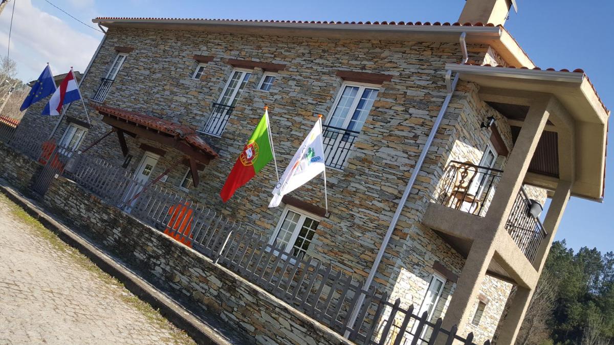 Quinta do Rio Alva and Glamping Lodges - Housity