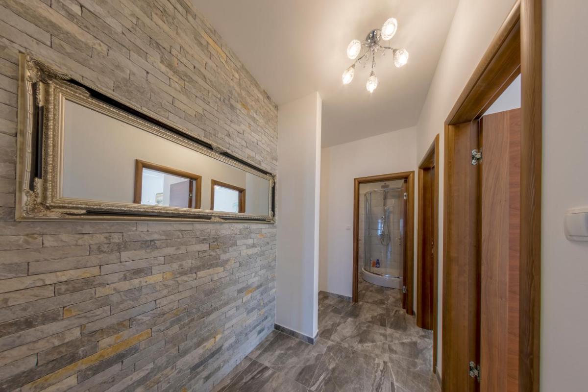 Villa Scolopax rusticola Skradin with heated pool - Housity