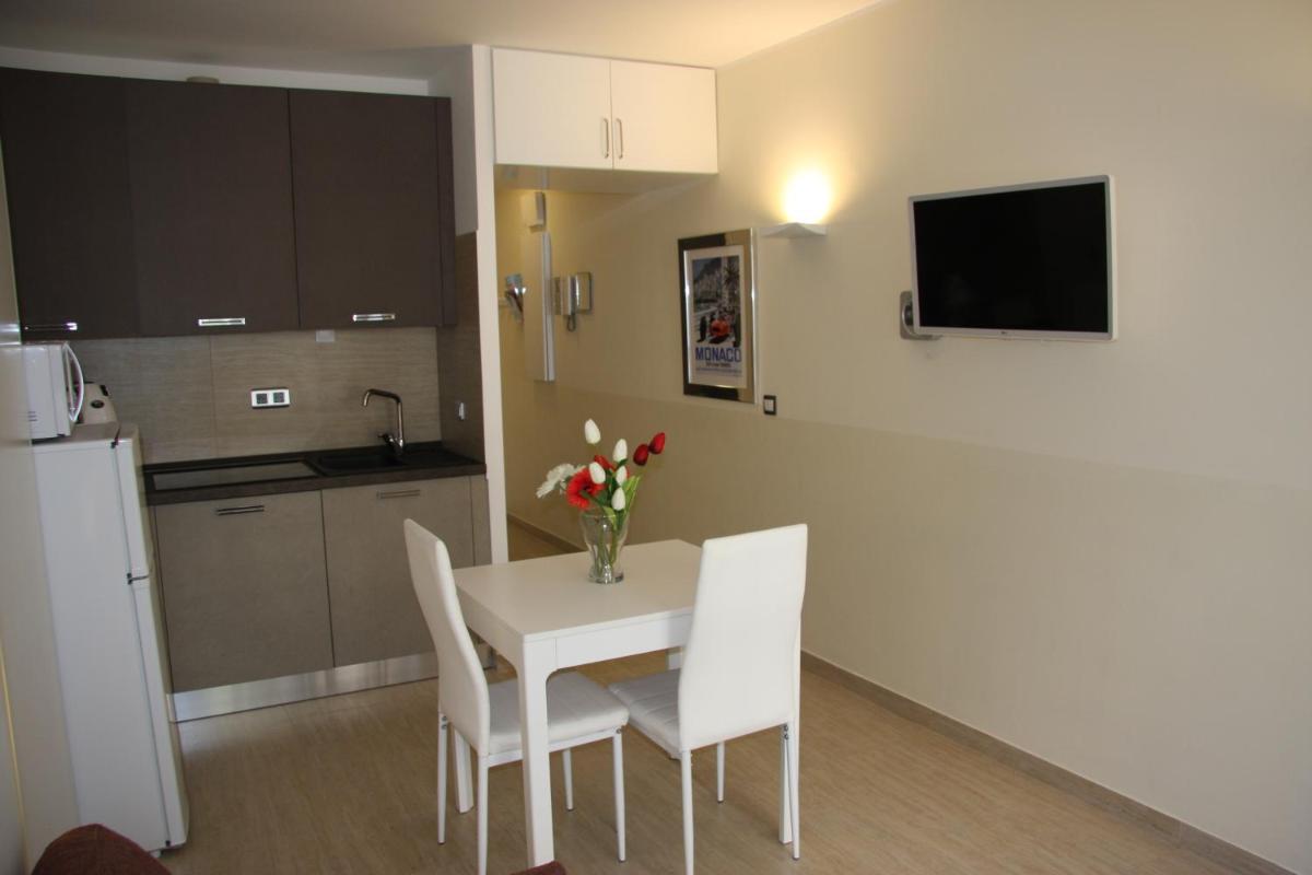 Suitetrails - Apartment Victoria Palace Sea View