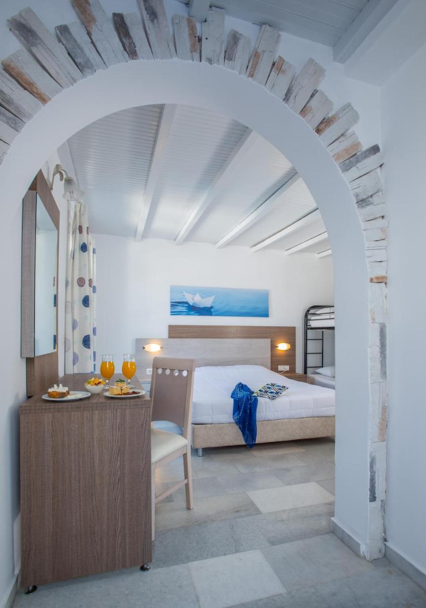 Naxos Holidays - Housity