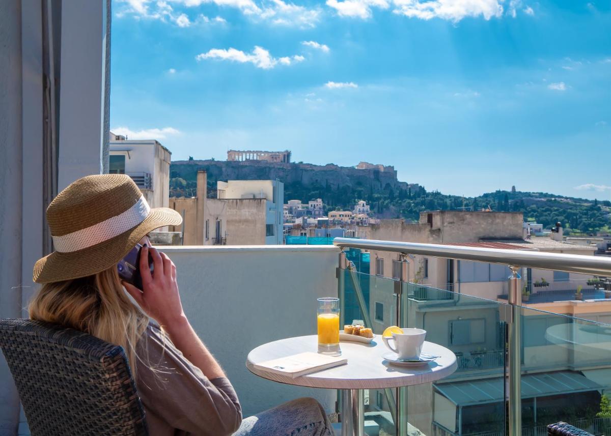 Attalos Hotel - Housity