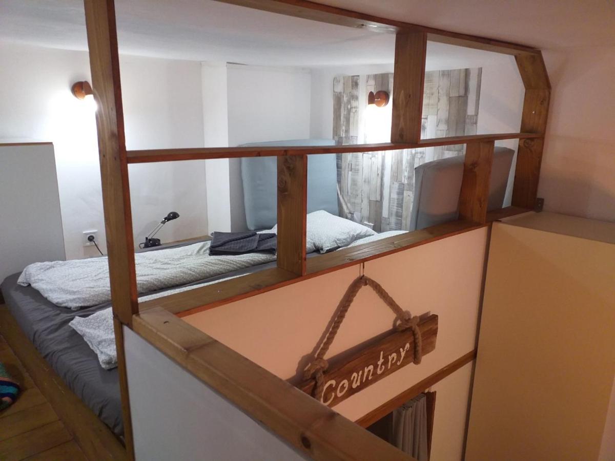 Suitetrails - Hangulat Vendégház Apartmanok