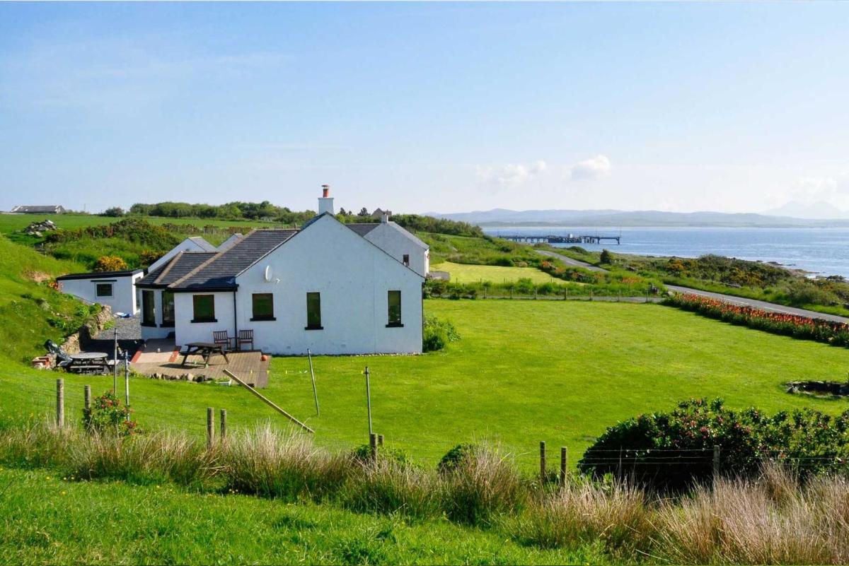 Portbahn, Bruichladdich - Housity
