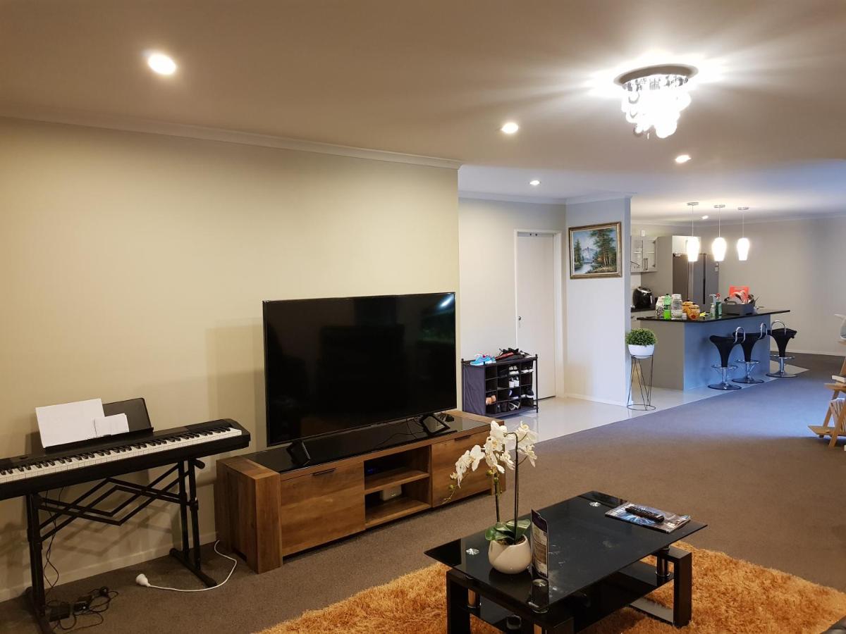 NorthWest Cozy House - Housity