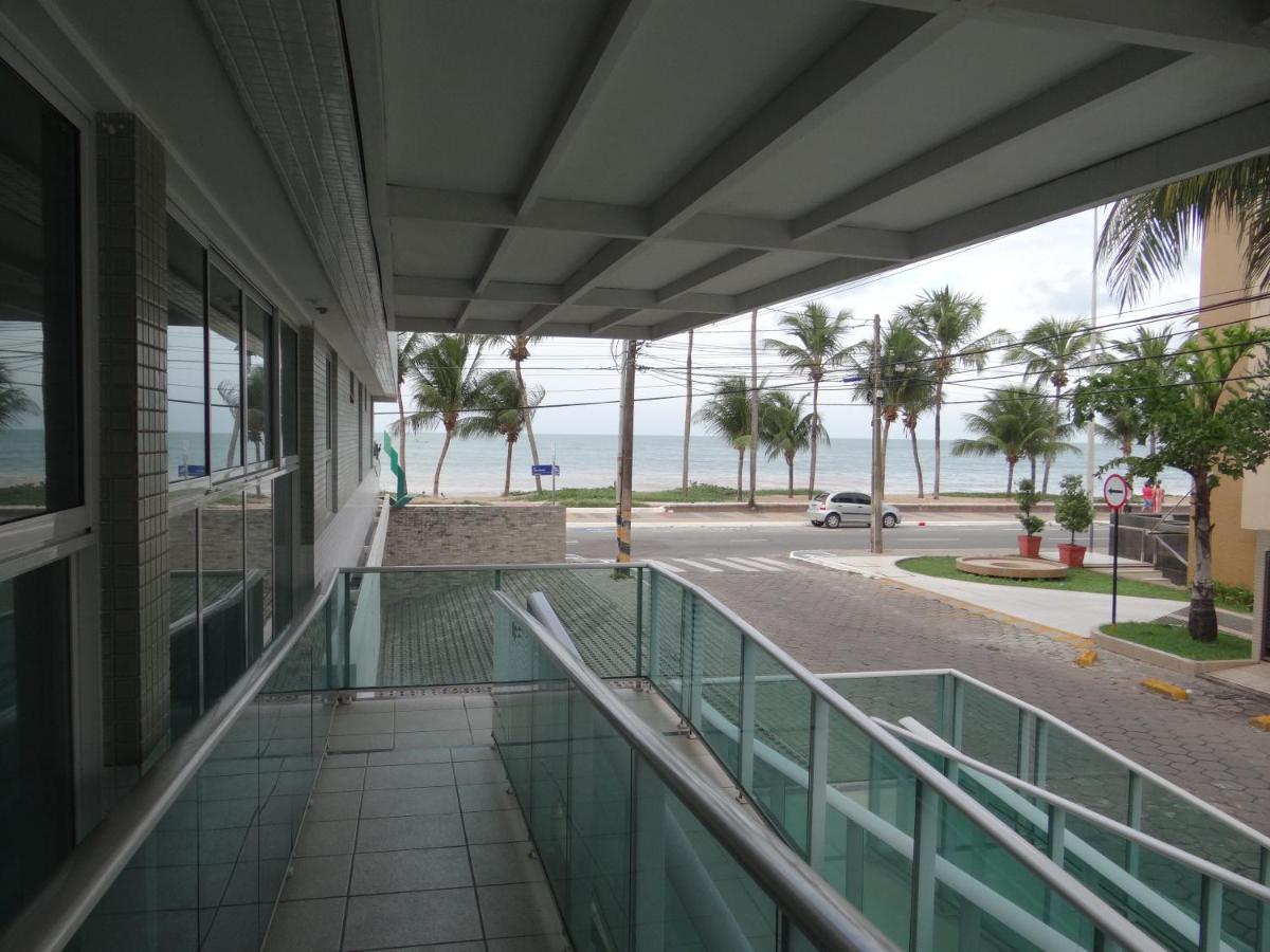 FLAT A BEIRA MAR DE JOÃO PESSOA com AR - Housity