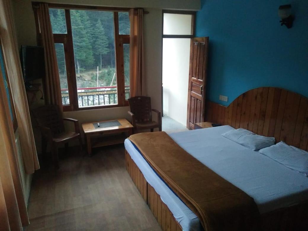 Homestay Near Club House - Housity