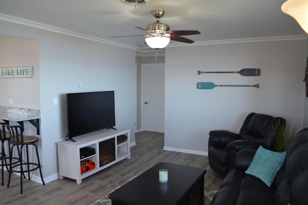 Stafford Lake House - Housity