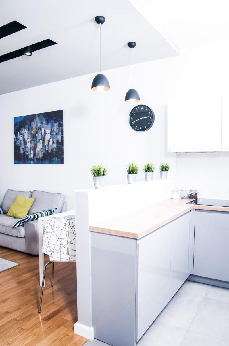 Center Rooms Ilumino - Housity