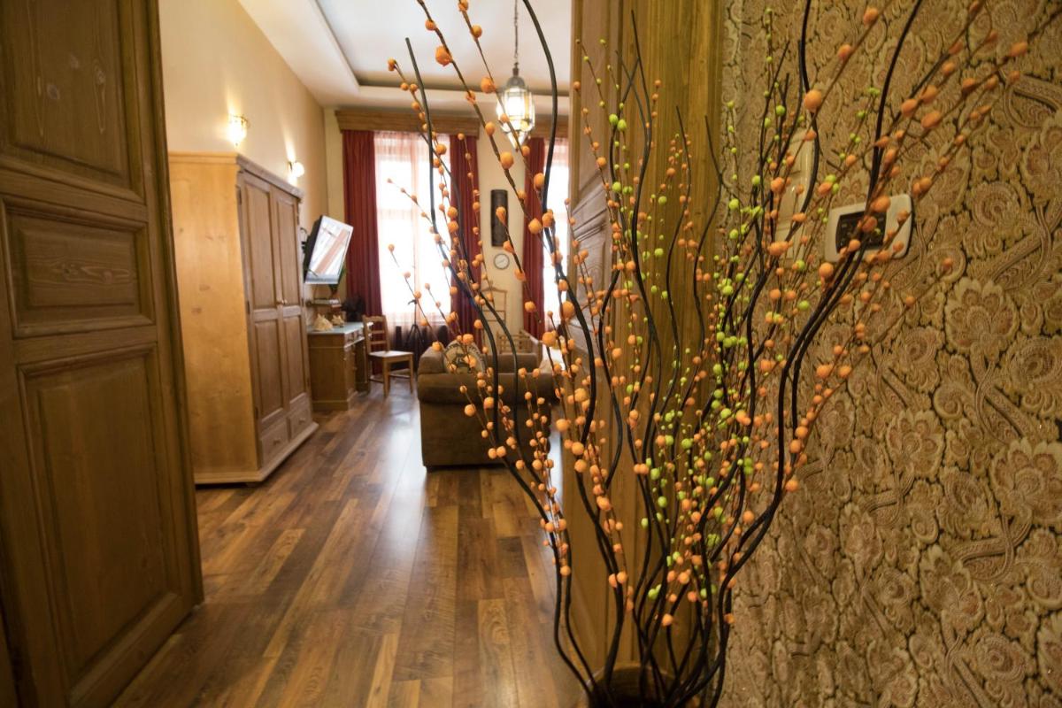 Budapest Royal Suites - Housity