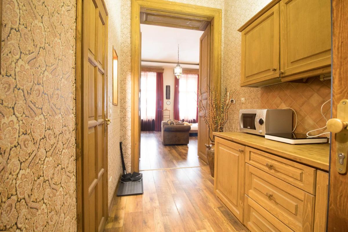 Budapest Royal Suites - Housity