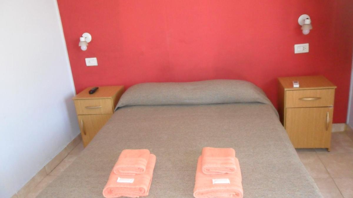 Hotel Nueva Habana Rooms Colon - Housity