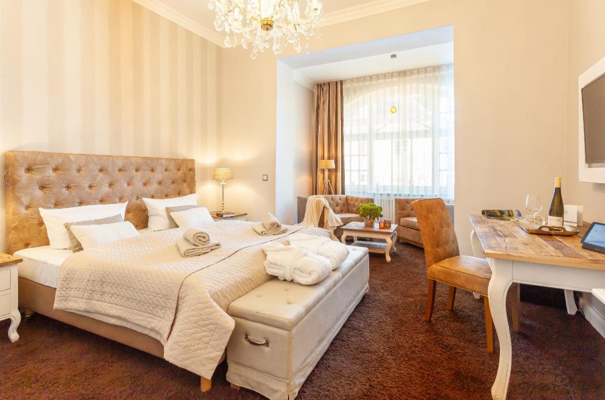 Hotel Vier Jahreszeiten Binz - Housity